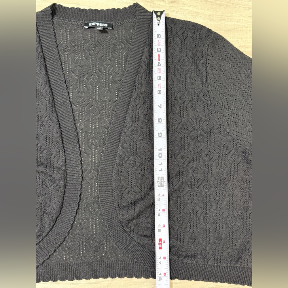 Express Black Knit Women's Cropped Cardigan - Picture 5 of 6